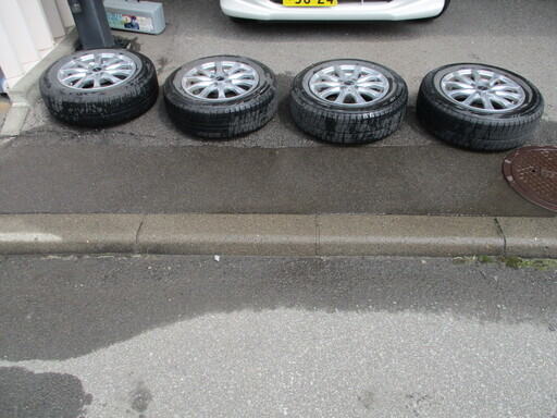 175-65R-14 アルミホイルセットの冬タイヤ売ります