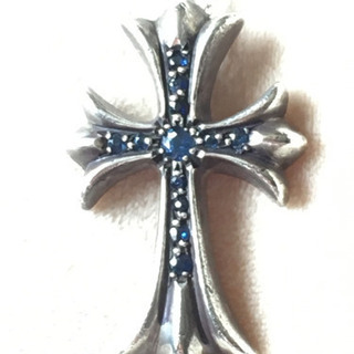 クロムハーツ　スモールクロス 天然サファイア