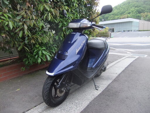 スズキ　アドレスV100　実動中古美車　タイヤ前後バリ山　バッテリー新品、駆動系新品　センタースタンド無し　書類有