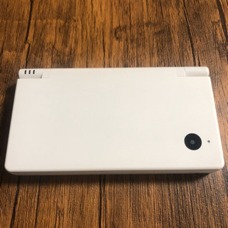 ニンテンドーDSi ソフト付きの画像
