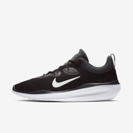 新品NIKE　定価7500円ランニングシューズ