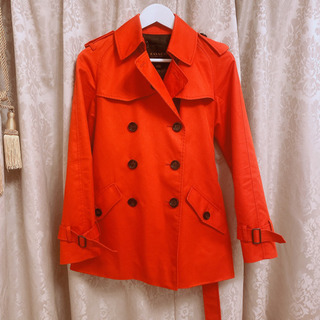 coach トレンチコート　の画像