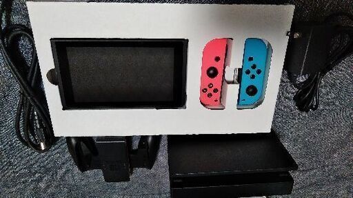 任天堂switch(旧型)　コントローラーとソフト付き