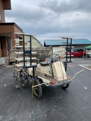 イセキ　田植え機