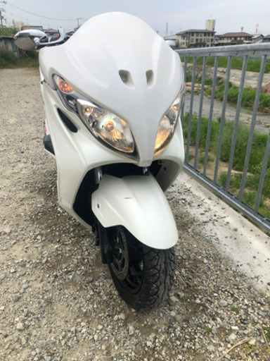 早い者勝ち！価格交渉可能！4型　スカイウェイブ　250cc  ホワイト