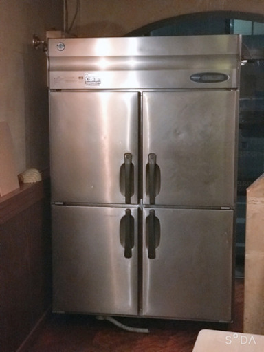 ホシザキ　4面冷蔵庫　状態良