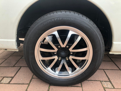 【値下げ】215/60R17  6穴　ハイエース.キャラバンに　タイヤ、アルミ セット