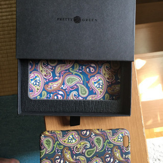 Pretty Green スマホケース無料で差し上げます。