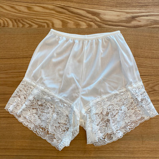 ワコール ブライダルインナーの画像