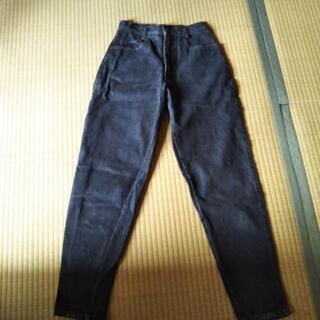 ジーンズ　ウエスト63センチ