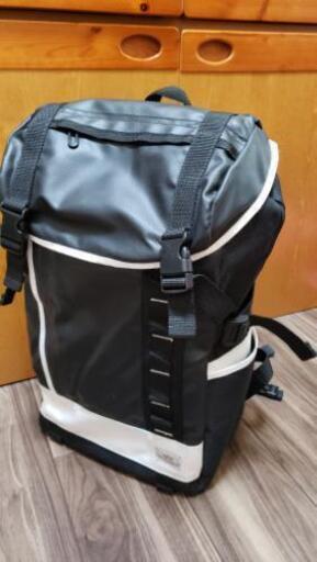 中古美品 アルファインダストリーズ リュック