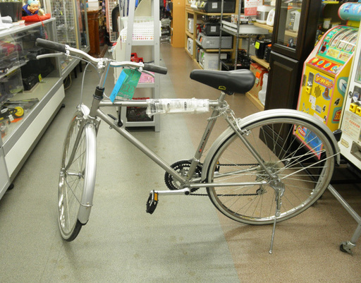26インチ 自転車 ナショナル スポーツセンサー シルバー   西岡
