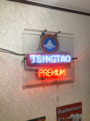 ネオンサイン　青島ビール