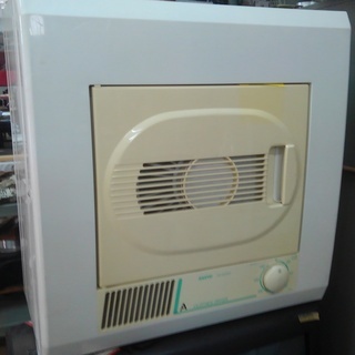 格安中古衣類乾燥機　サンヨー　ホワイト　２，５ｋｇ、ｃｄ－２５１...