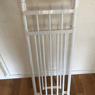 突っ張りラックの画像