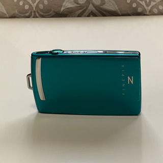 【ジャンク品】FUJIFILM FINEPIX 液晶割れ