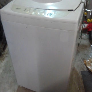 格安中古　短期稼働　全自動洗濯機。４，２kg,東芝　ＡＷ－４２Ｎ...