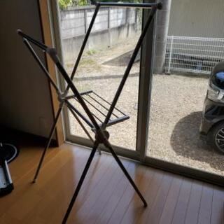 室内物干しの画像