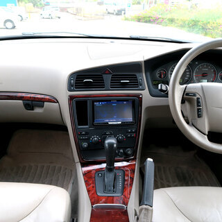 H18☆SB型・後期・V70・ホワイトパールED☆車検4年4月迄☆インダッシュナビの画像