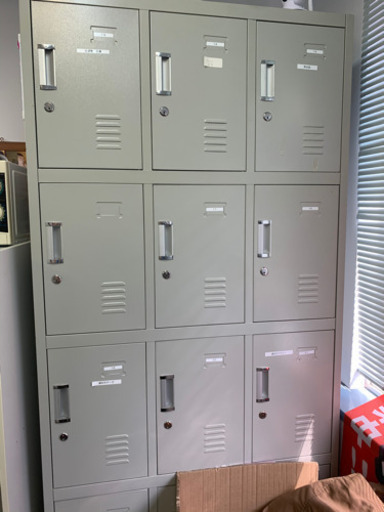 ロッカー　12人用