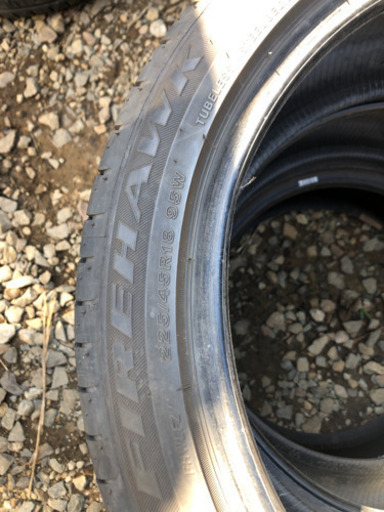 225/45R18 2本