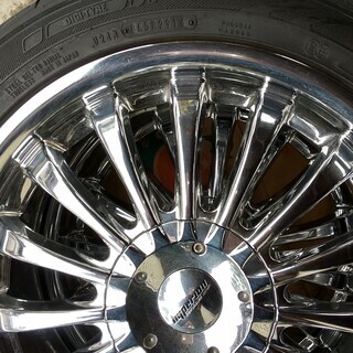 215/50R17  4本で6000円  6～７分山　去年、買い換えのため出品します。