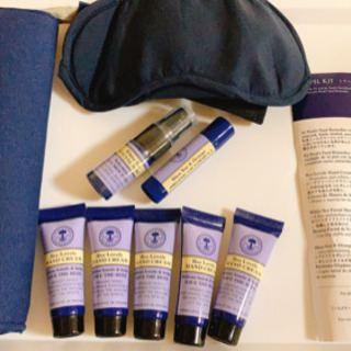 NEAL'S YARD トラベルキット