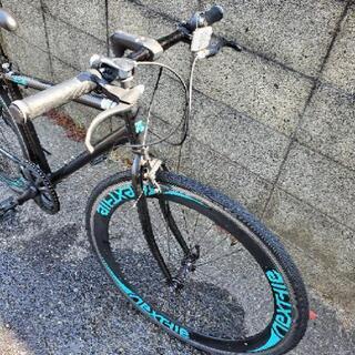 【お取引中】クロスバイクの画像