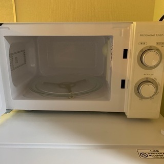 ニトリのシンプルな電子レンジ(ほぼ汚れなし)の画像