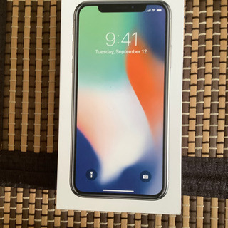 取引中　iPhone X64G シルバー　美品