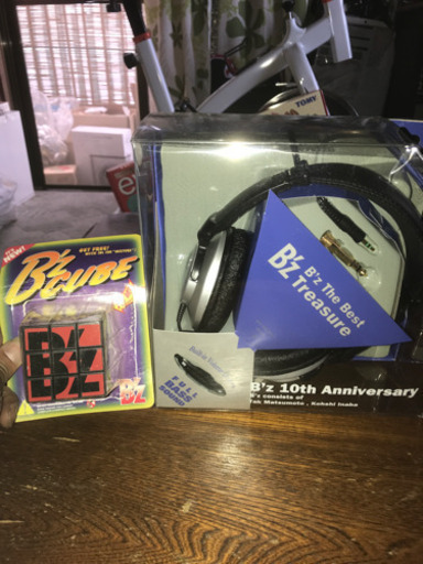 B'z10周年記念ヘッドフォン 未開封 おまけ付き
