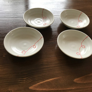 お醤油などの小皿　4枚　中古