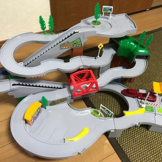 トミカやまみちドライブ&トミカビル＆ETC高速にぎやかドライブ