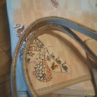 FURLA たっぷり入るバックの画像