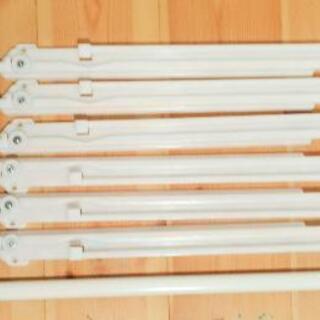 終了　ネジ揃い済）IKEA STUVA用ハンガーレールとワイヤーバスケットのセットの画像