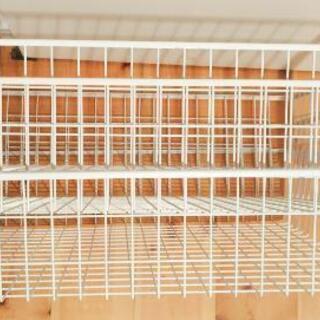 終了　ネジ揃い済）IKEA STUVA用ハンガーレールとワイヤーバスケットのセットの画像