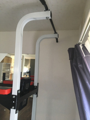 ホームジム　フィットネス器具　ボディメーカー　懸垂など