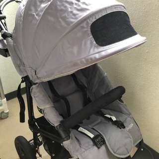 7/9限定【お値段相談可】エアバギーココ　ブレーキモデル　グレー