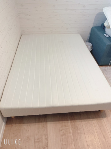 足つきマットレスダブルサイズ　トゥルースリーパー付き