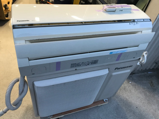 お薦め品‼️パナソニックお掃除機能付き エアコン〜26畳 6.3kW 2014年