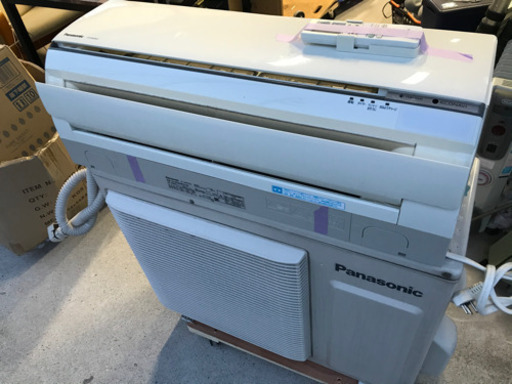 お薦め品‼️パナソニックお掃除機能付き エアコン〜26畳 6.3kW 2014年