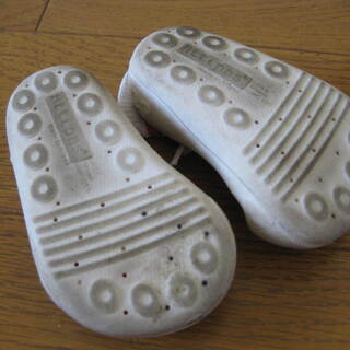 ★USED★12～13cm ベビー履物2足セット アティパスソックスシューズ＆長靴の画像