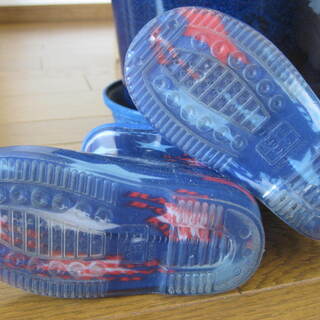 ★USED★12～13cm ベビー履物2足セット アティパスソックスシューズ＆長靴の画像