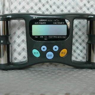 新品　体脂肪計　エックスワン　単４型乾電池２本使用　オムロン株式会社製　取扱説明書　非売品　X-oneの画像