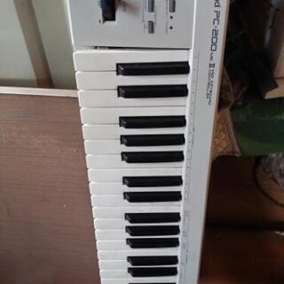 MIDIコントローラー