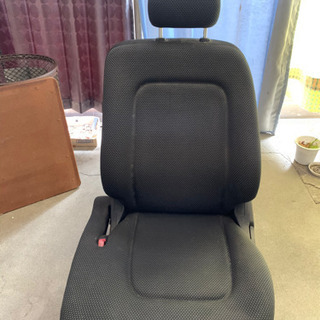 トヨタbB助手席シートの画像