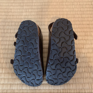 ビルケンシュトックの子供用サンダルの画像