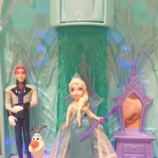 エルサのライトアップパレス☆おもちゃ ディズニーの画像