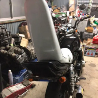 xjr三段シート