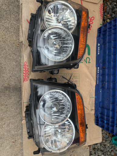 ダイハツ アトレーワゴン s321g ヘッドライト